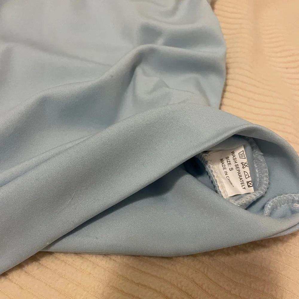 One shoulder top - Picture 5 of 5